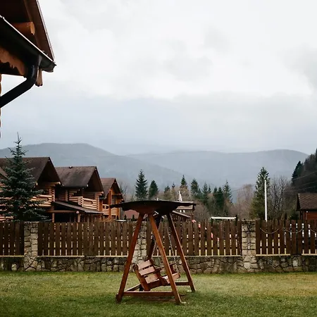 Mila Lodge Mykulychyn