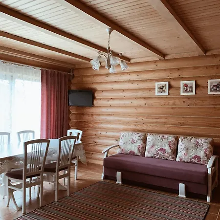 Mila Lodge Mykulychyn